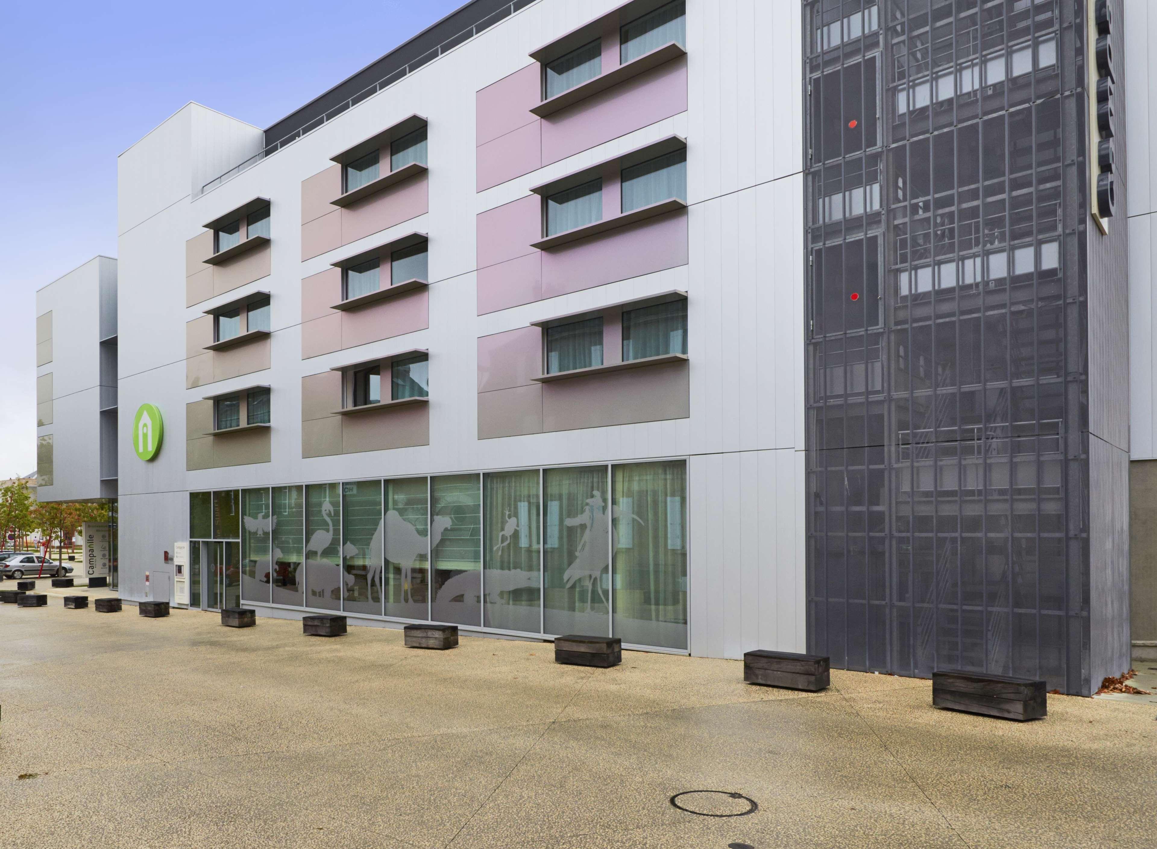 Hotel Campanile La Roche Sur Yon Centre Gare Exterior foto